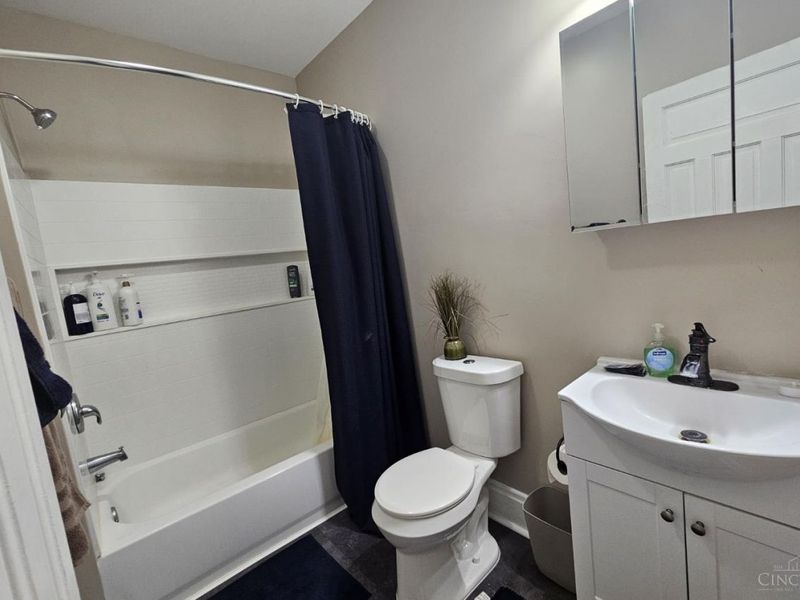 2002 Clarion Avenue, Cincinnati, OH 45207 Photo 27