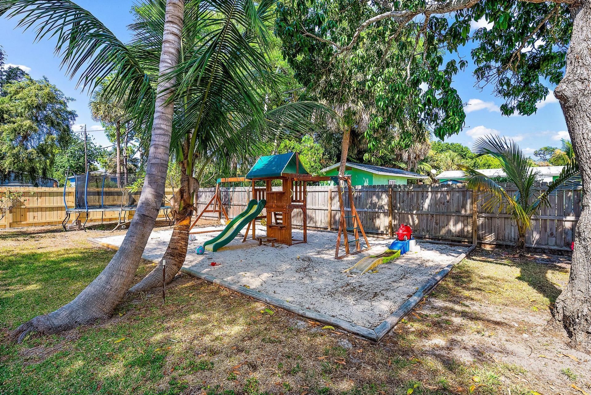 805 E Madison Avenue, Stuart, FL 34996 Photo