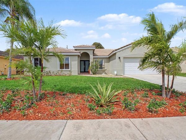 19920 Cutler Ct, Cutler Bay, FL 33189