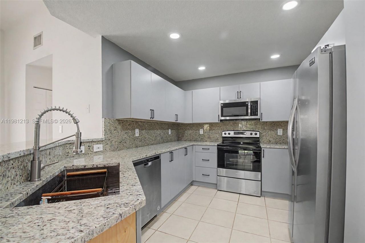 19920 Cutler Ct, Cutler Bay, FL 33189 Photo