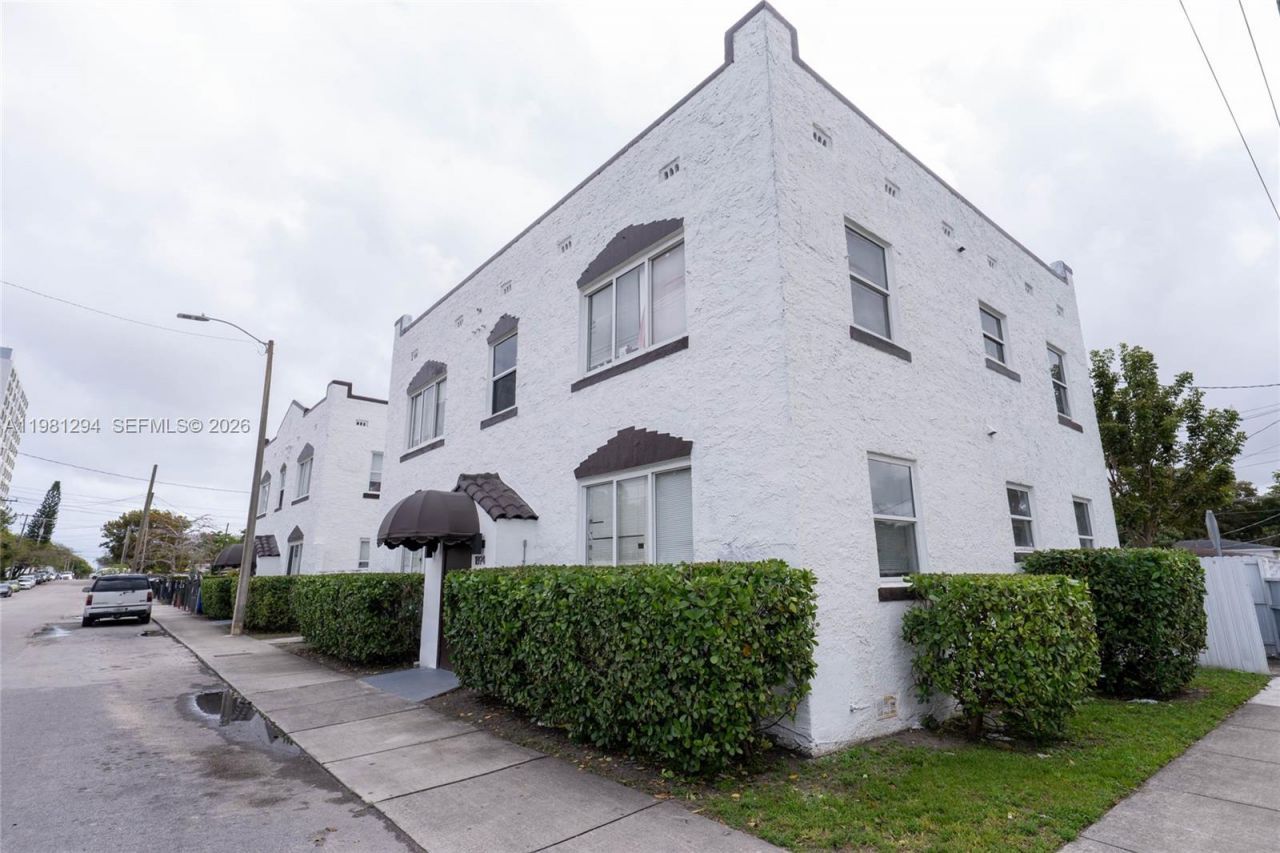 1890 NW 35th St , Unit 6, Miami, FL 33142 Photo