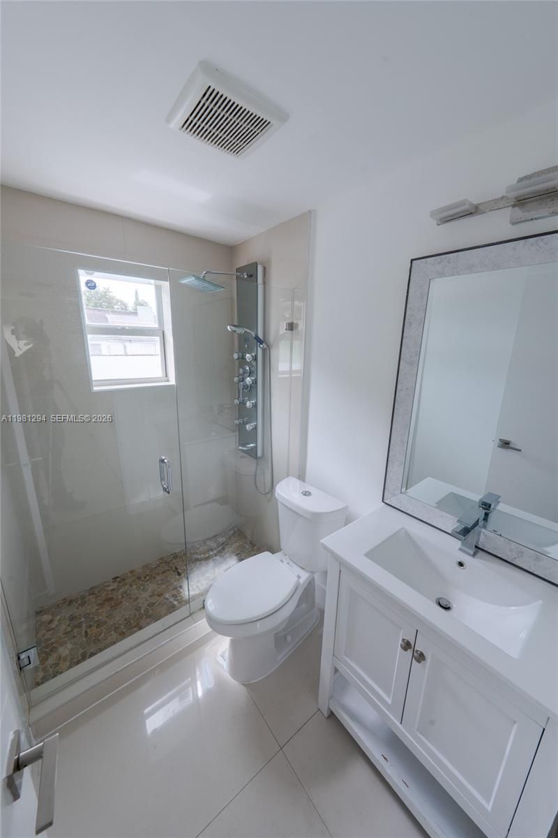 1890 NW 35th St , Unit 6, Miami, FL 33142 Photo