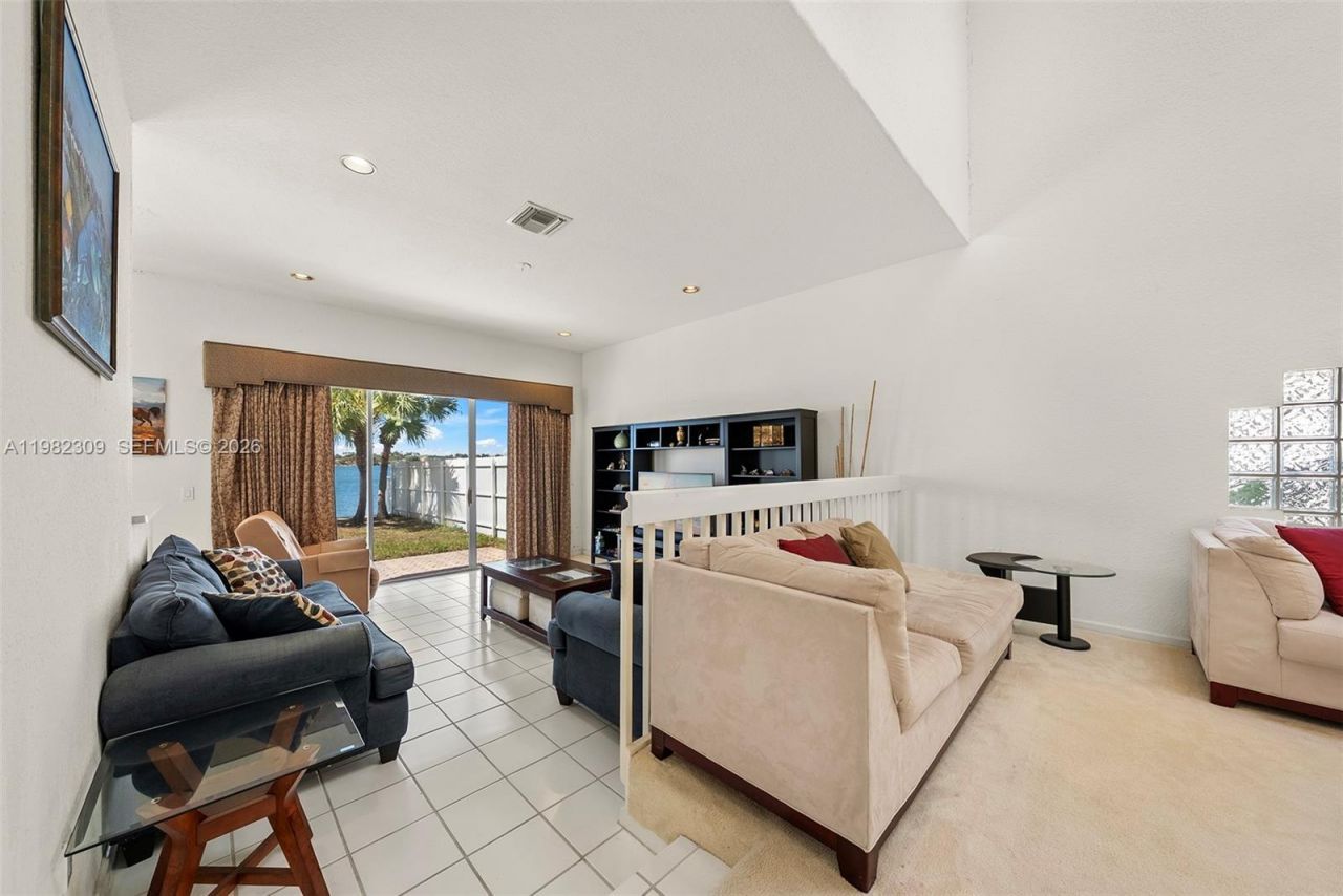 14759 SW 132nd Pl, Miami, FL 33186 Photo