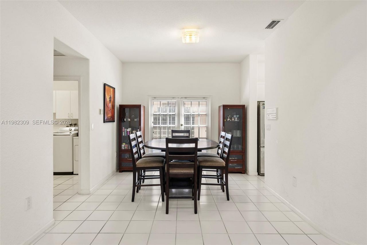 14759 SW 132nd Pl, Miami, FL 33186 Photo