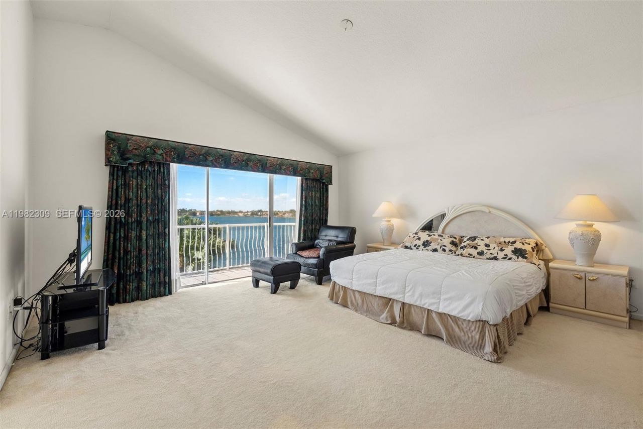 14759 SW 132nd Pl, Miami, FL 33186 Photo