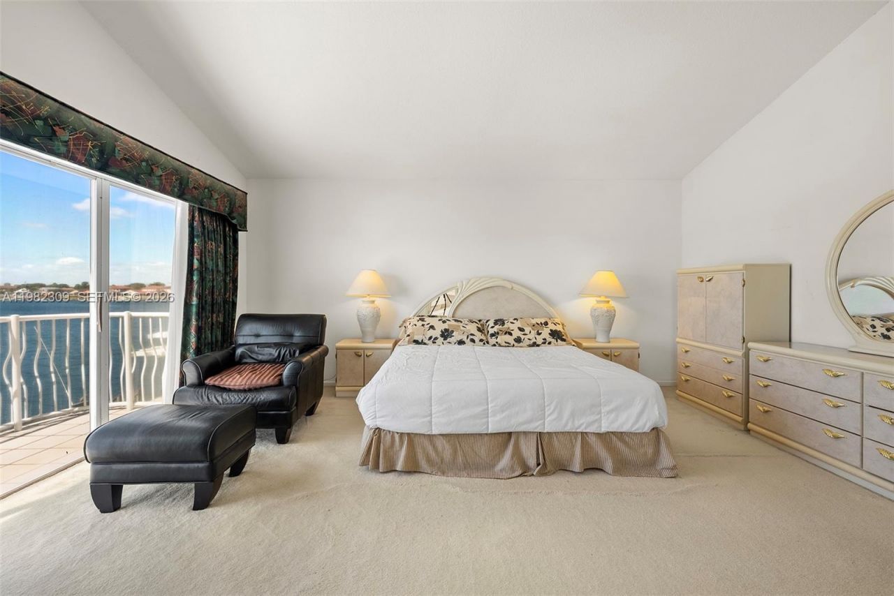 14759 SW 132nd Pl, Miami, FL 33186 Photo