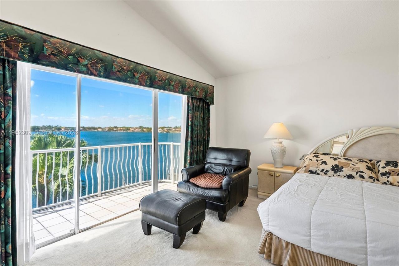 14759 SW 132nd Pl, Miami, FL 33186 Photo