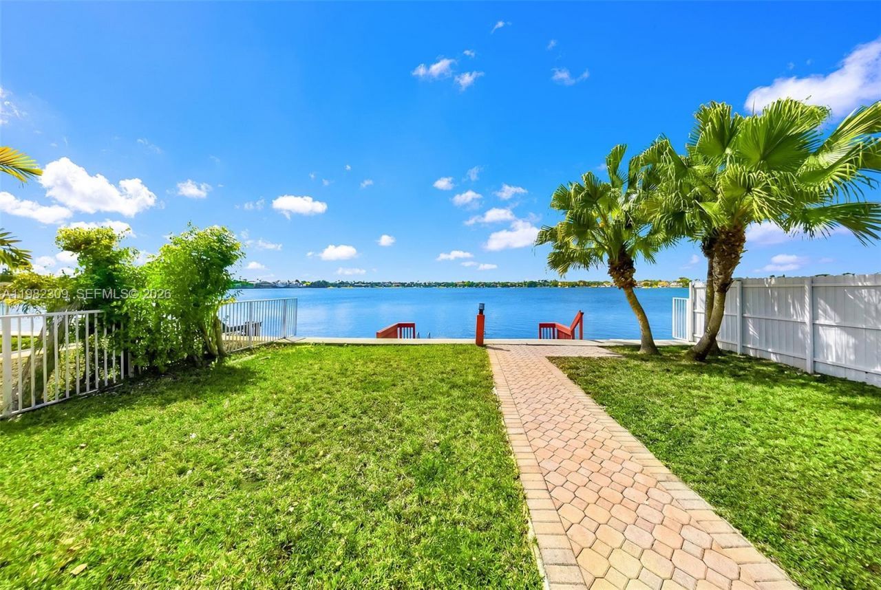 14759 SW 132nd Pl, Miami, FL 33186 Photo