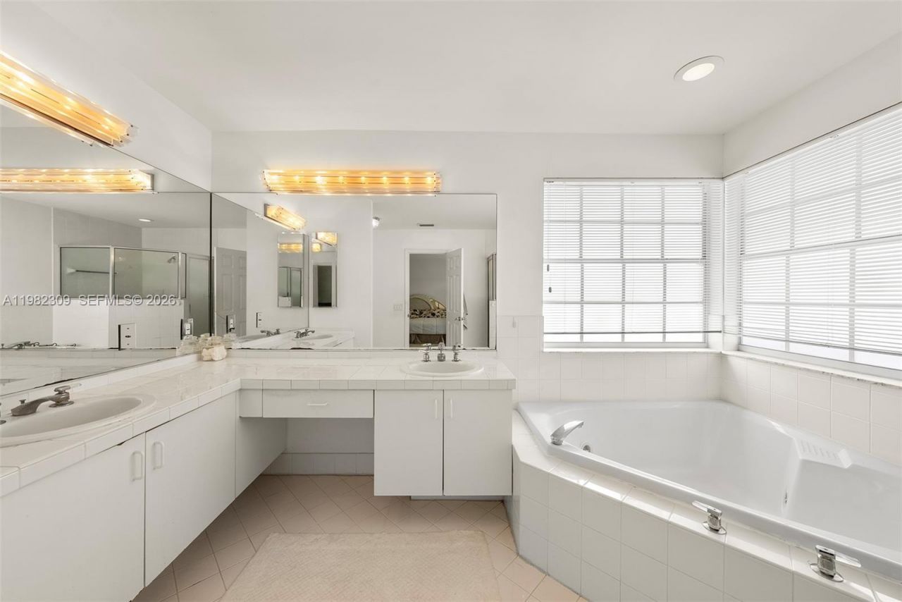 14759 SW 132nd Pl, Miami, FL 33186 Photo