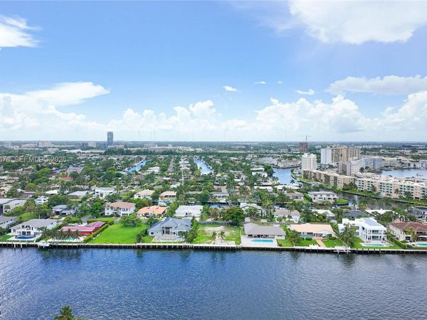 1985 S Ocean Dr, Unit 22E, Hallandale Beach, FL 33009