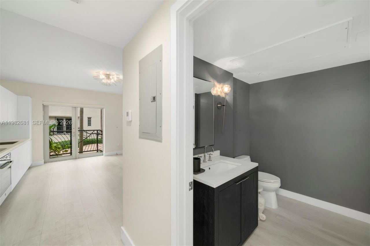 435 21st St , Unit 103, Miami Beach, FL 33139 Photo