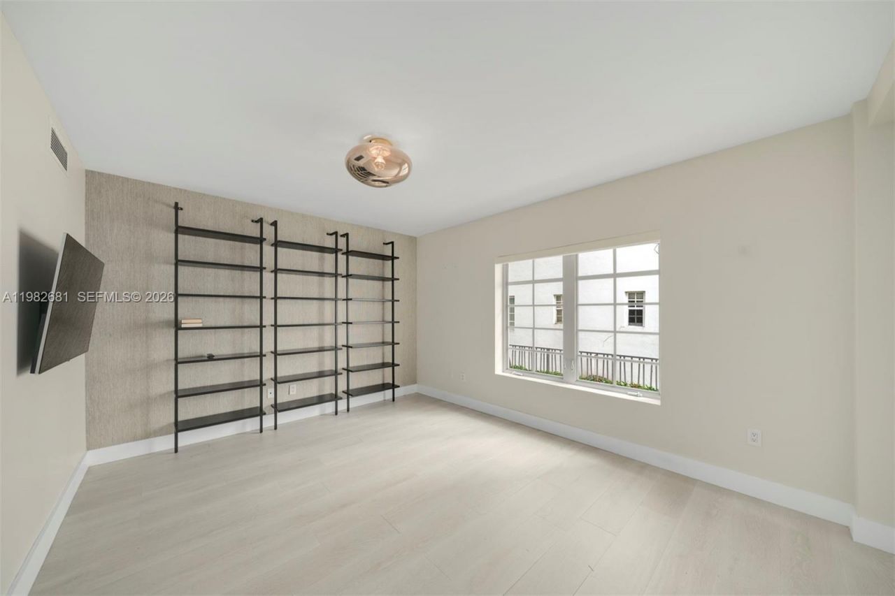 435 21st St , Unit 103, Miami Beach, FL 33139 Photo