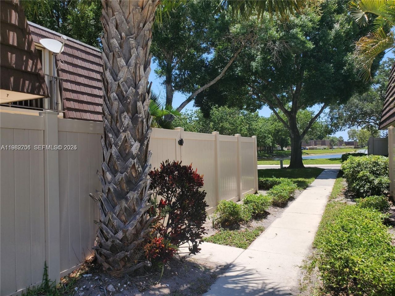 7419 74th Way , Unit 7419, West Palm Beach, FL 33407 Photo