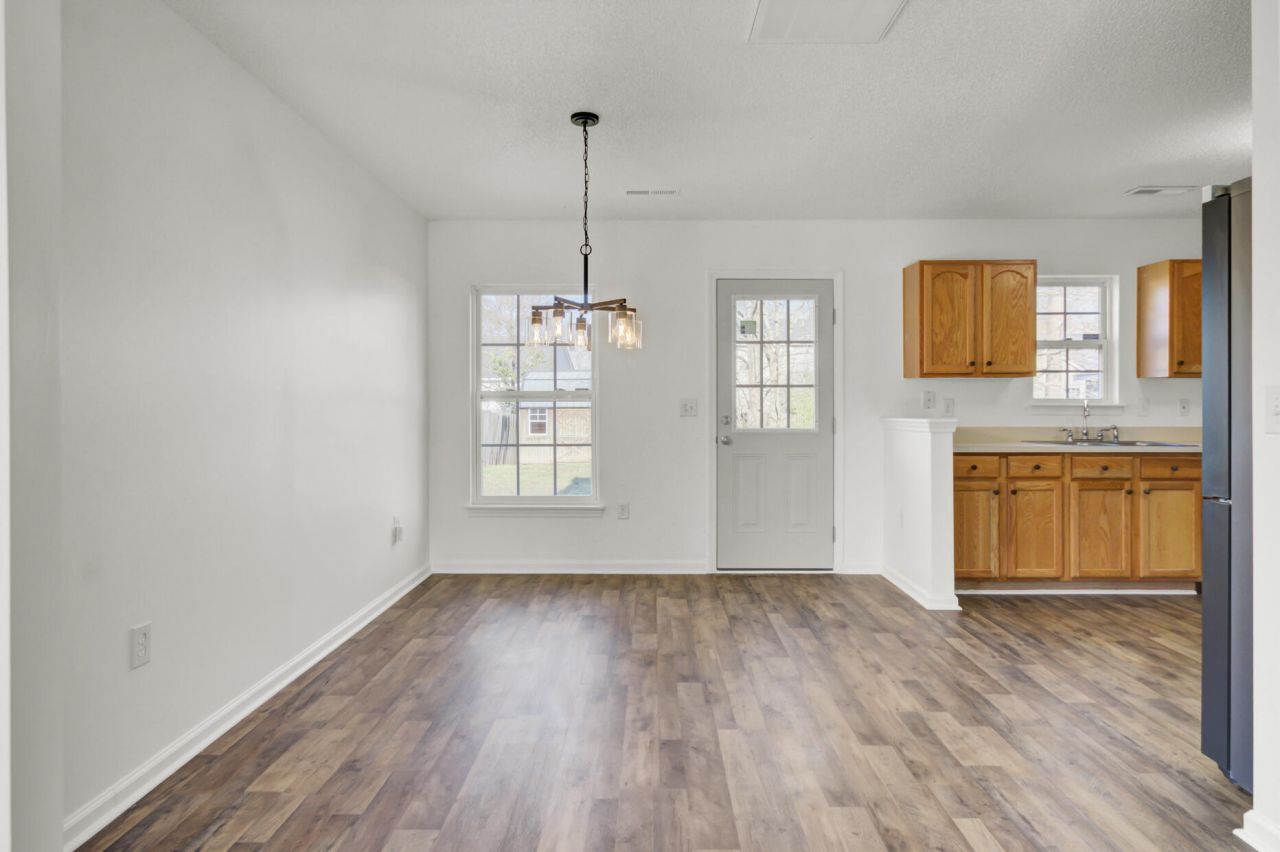 108 Concord Street Photo 10