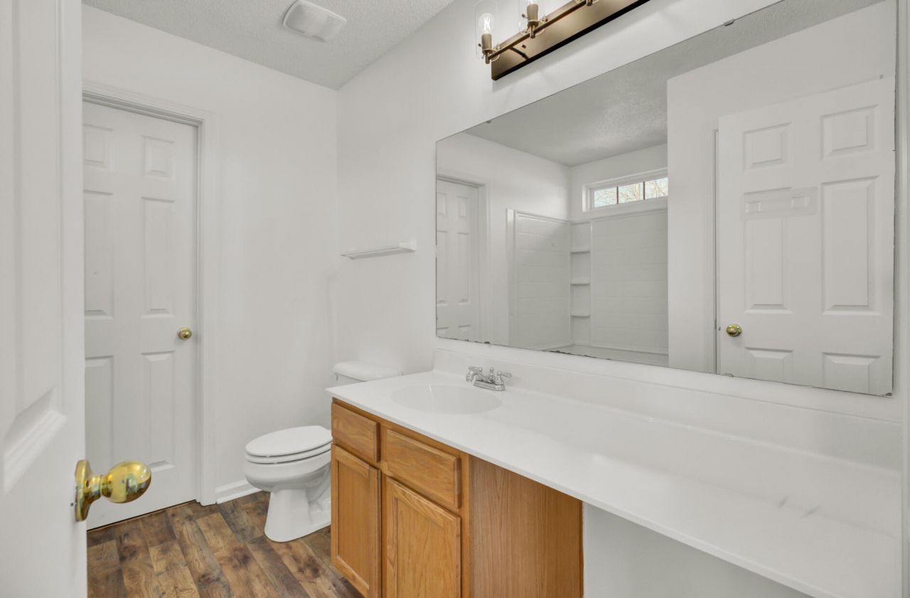 108 Concord Street Photo 23