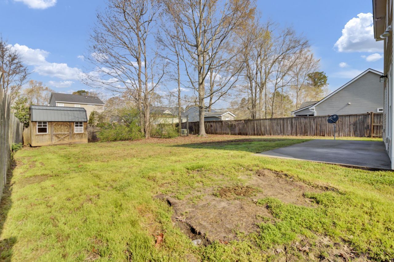 108 Concord Street Photo 33