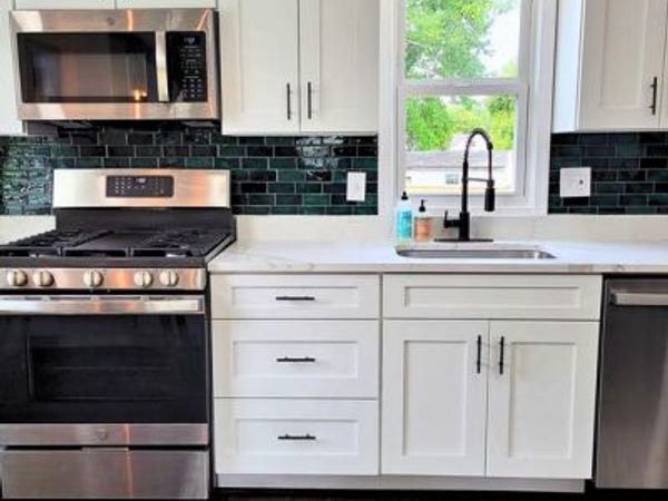 200 MOHICAN DRIVE, OXON HILL, MD 20745