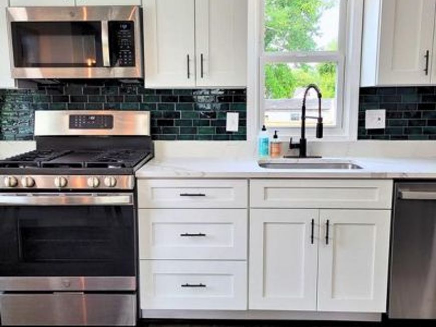 200 Mohican Drive, Oxon Hill, MD 20745 Main Photo