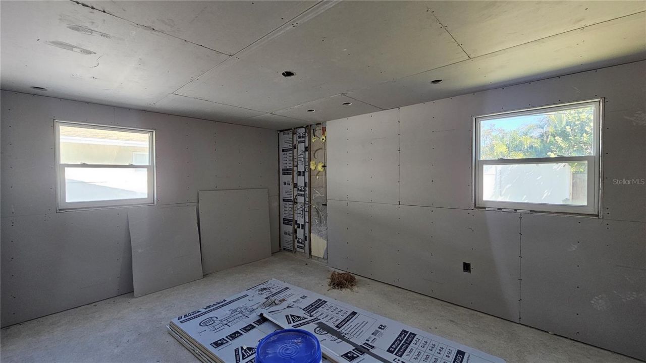 5519 Denver Street Ne, Saint Petersburg, FL 33703 Photo