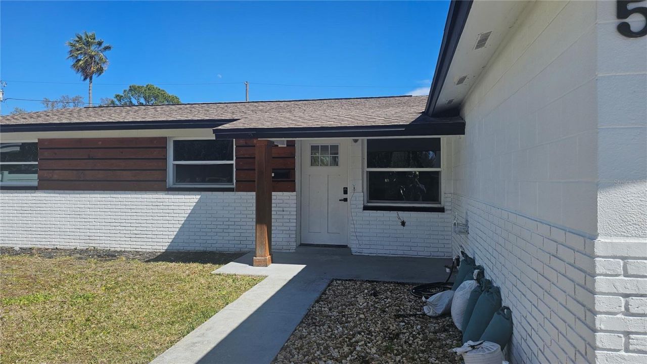 5519 Denver Street Ne, Saint Petersburg, FL 33703 Photo