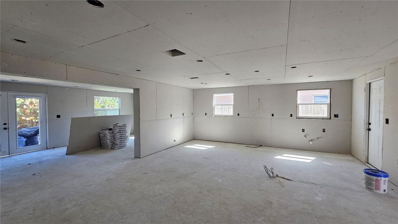 5519 Denver Street Ne, Saint Petersburg, FL 33703 Photo