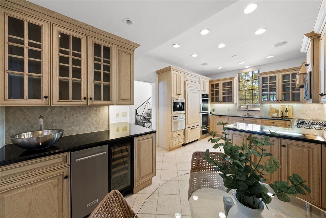 5010 Bayshore Boulevard, Unit 4, Tampa, FL 33611 Photo