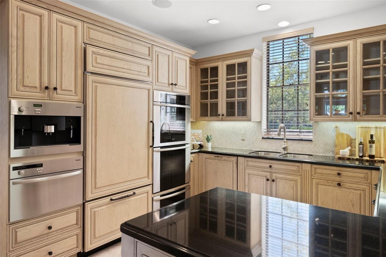5010 Bayshore Boulevard, Unit 4, Tampa, FL 33611 Photo