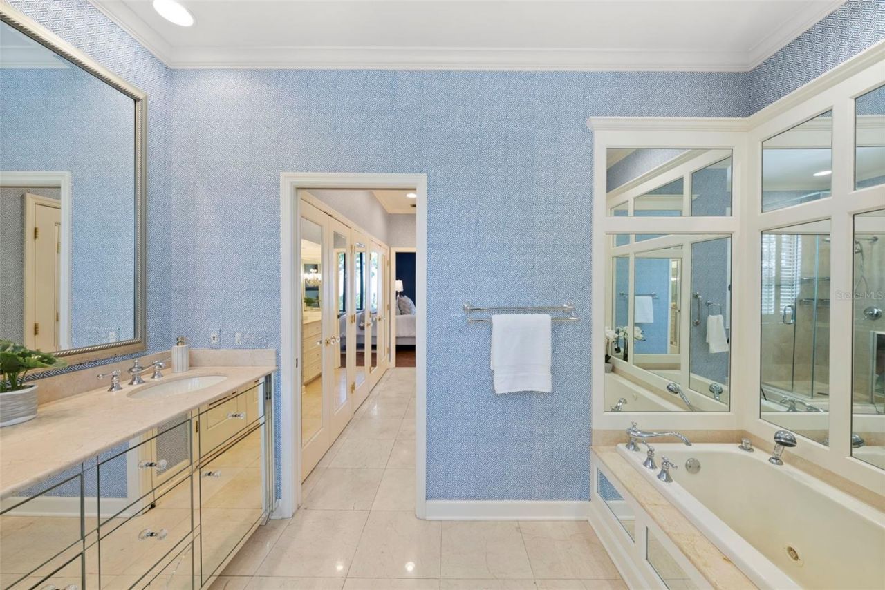 5010 Bayshore Boulevard, Unit 4, Tampa, FL 33611 Photo