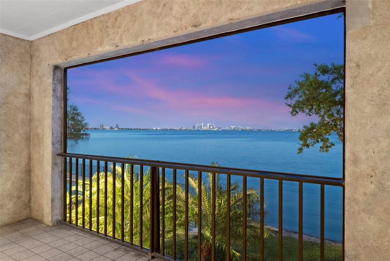 5010 Bayshore Boulevard, Unit 4, Tampa, FL 33611 Photo