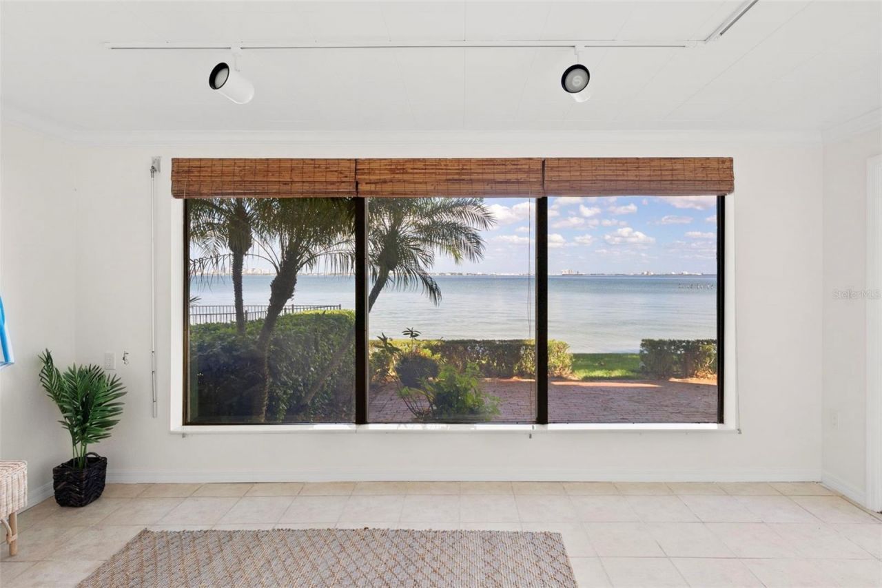 5010 Bayshore Boulevard, Unit 4, Tampa, FL 33611 Photo