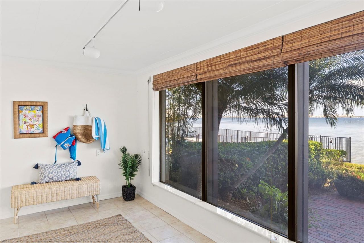 5010 Bayshore Boulevard, Unit 4, Tampa, FL 33611 Photo