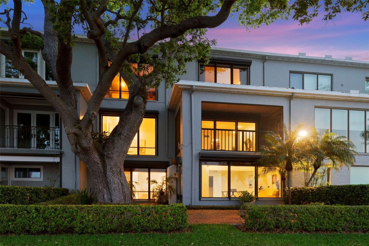 5010 Bayshore Boulevard, Unit 4, Tampa, FL 33611 Photo