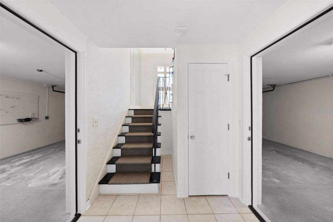 5010 Bayshore Boulevard, Unit 4, Tampa, FL 33611 Photo