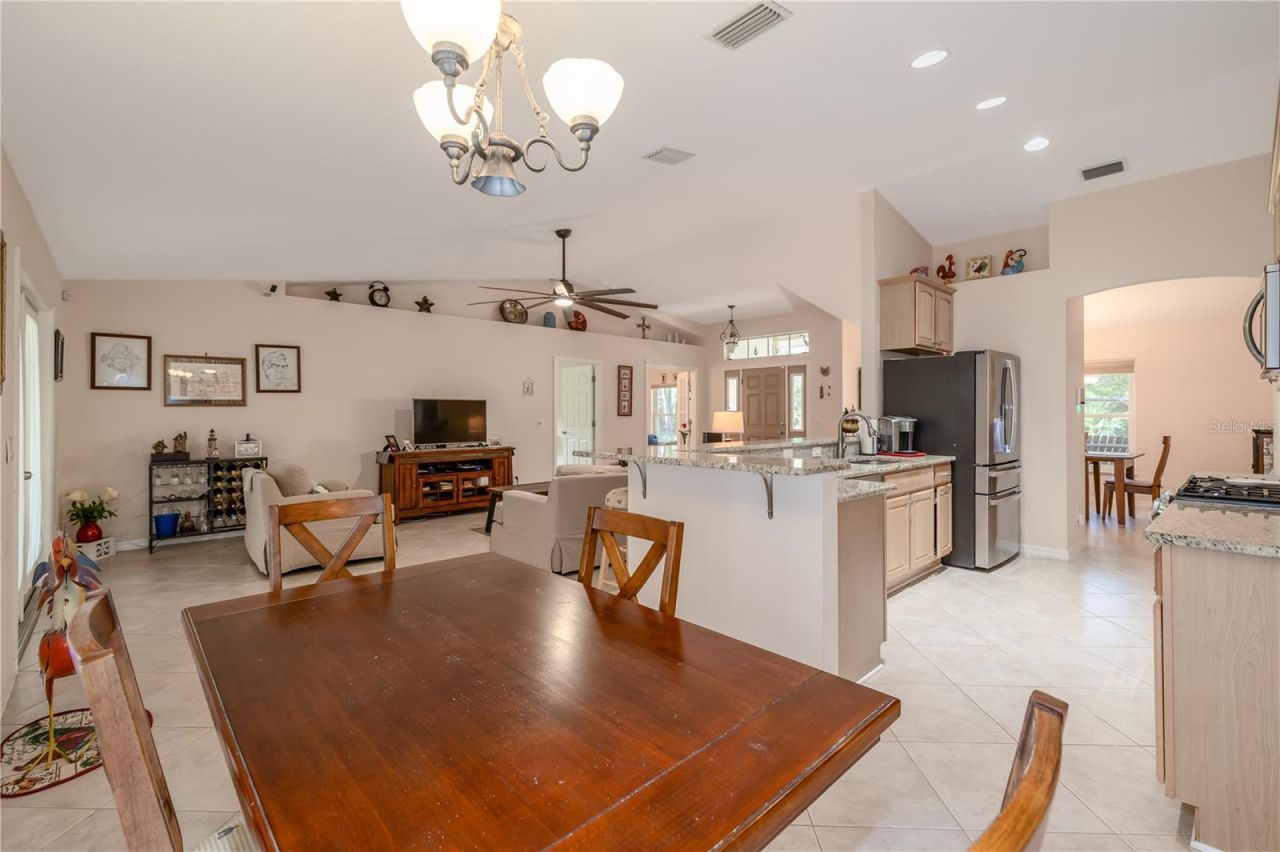 633 Art Center Avenue, New Smyrna Beach, FL 32168 Photo