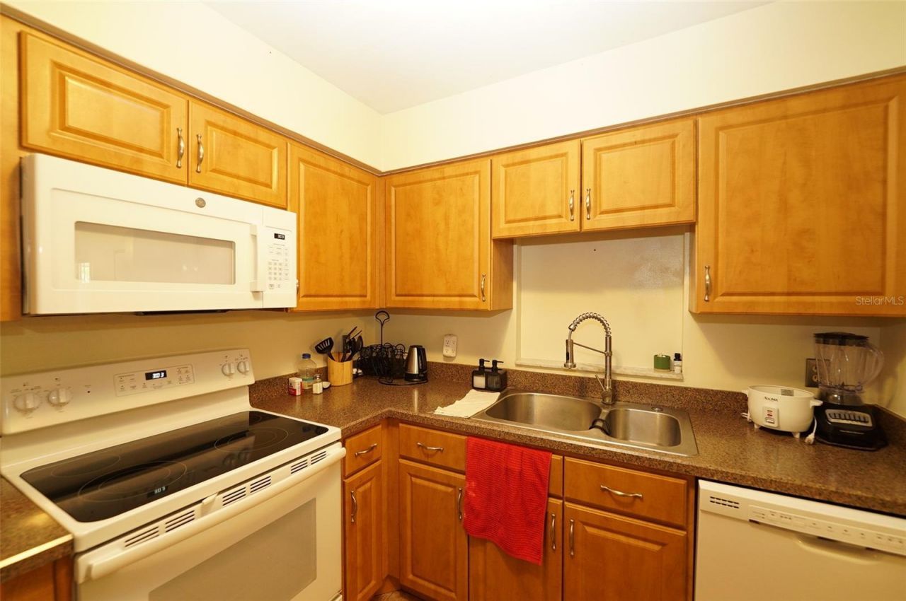 8300 75th Avenue, Seminole, FL 33777 Photo