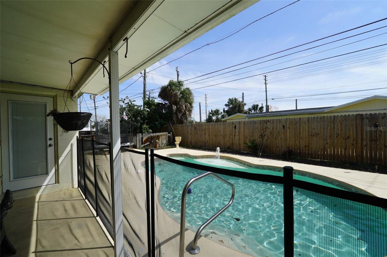 8300 75th Avenue, Seminole, FL 33777 Photo