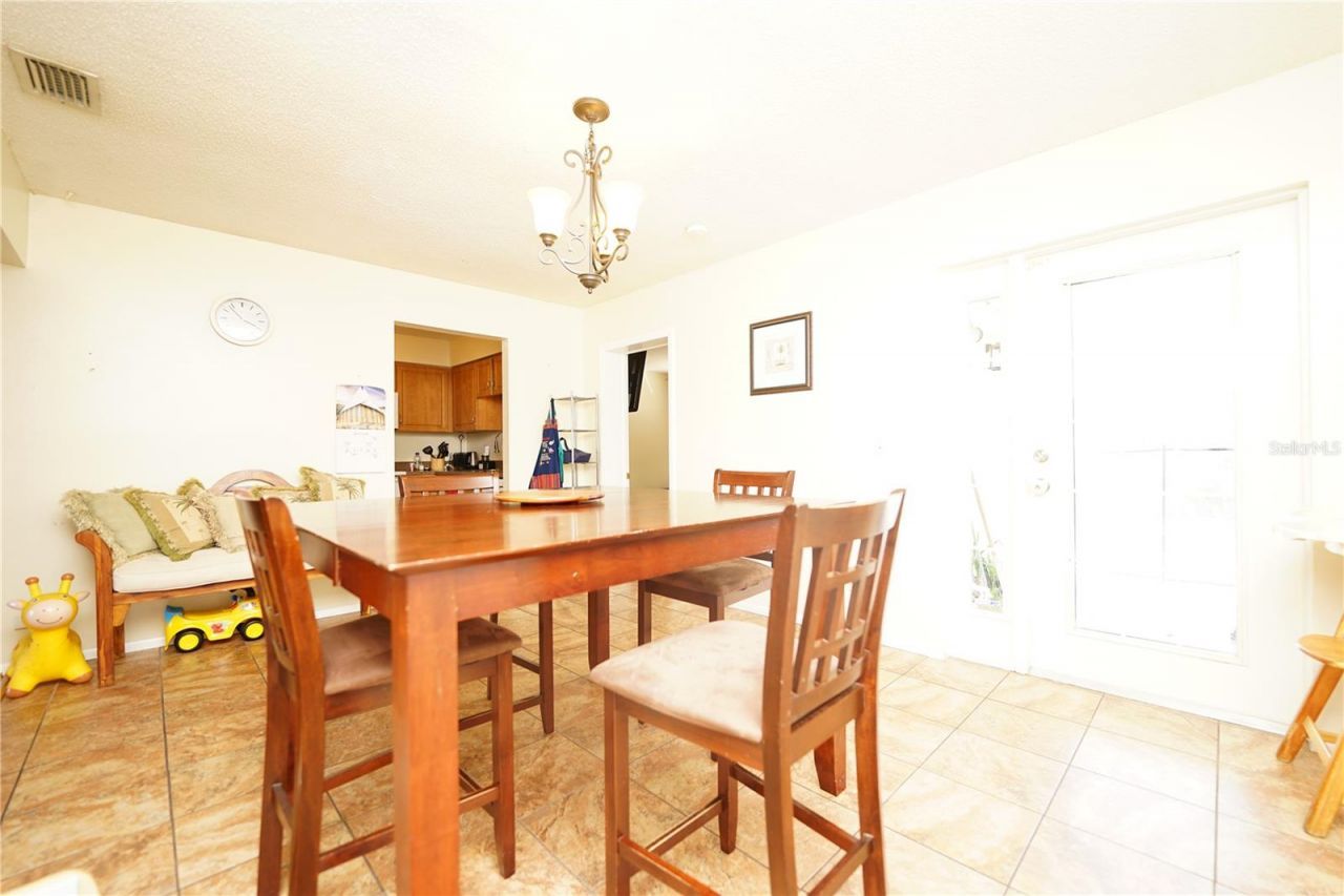 8300 75th Avenue, Seminole, FL 33777 Photo