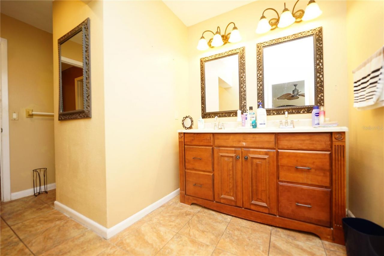 8300 75th Avenue, Seminole, FL 33777 Photo
