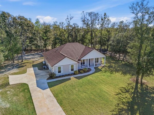 8920 NE 8TH PLACE , HIGH SPRINGS, FL 32643