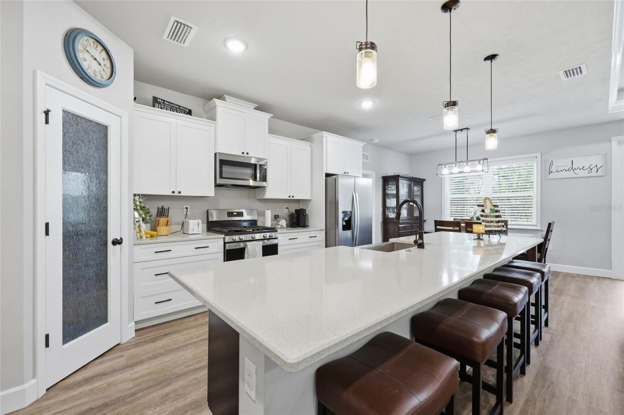 8920 NE 8th Place, High Springs, FL 32643 Photo