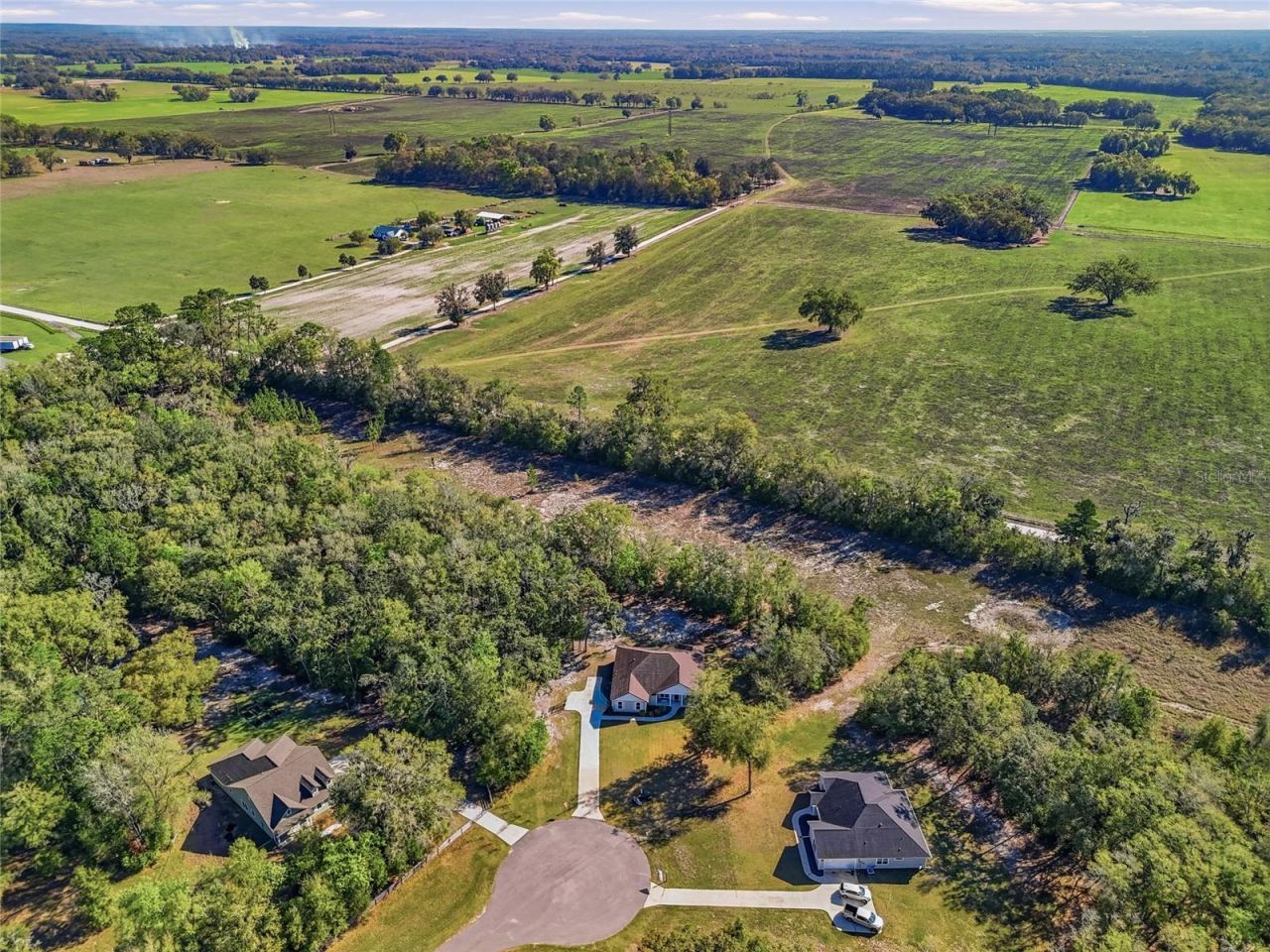 8920 NE 8th Place, High Springs, FL 32643 Photo