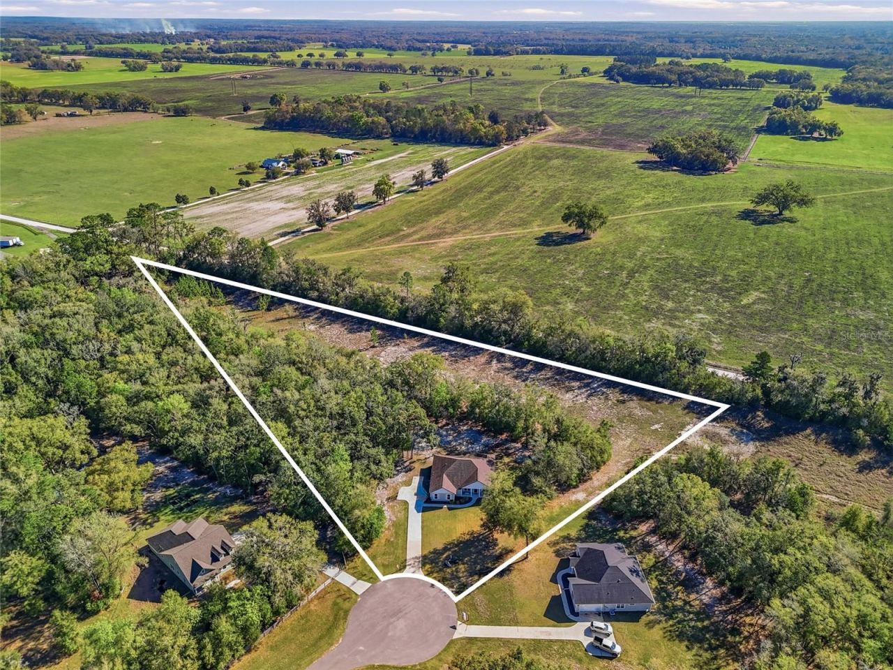 8920 NE 8th Place, High Springs, FL 32643 Photo