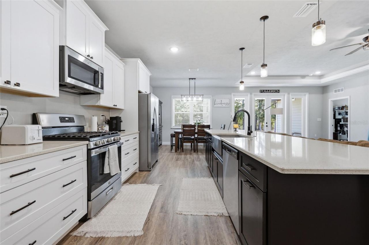 8920 NE 8th Place, High Springs, FL 32643 Photo
