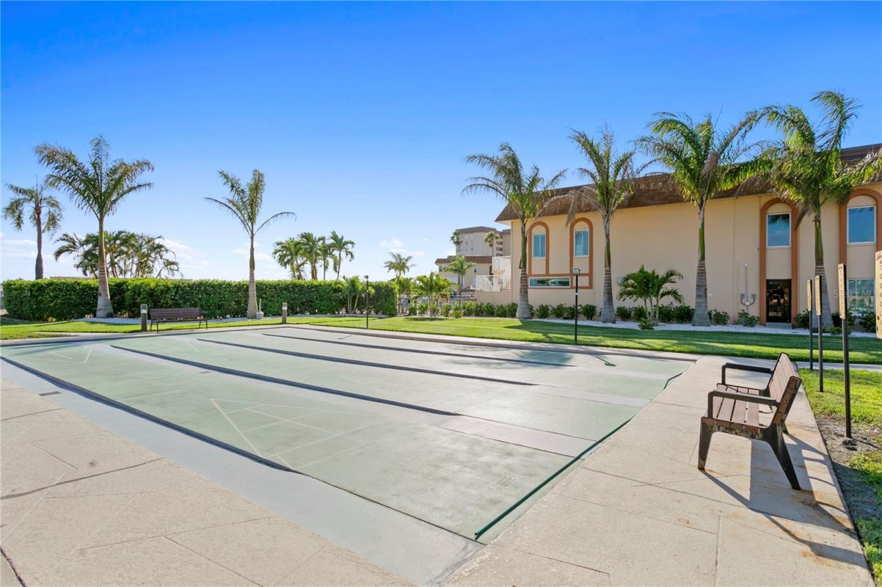 5200 Brittany Drive S, Unit 4-1102, Saint Petersburg, FL 33715 Photo