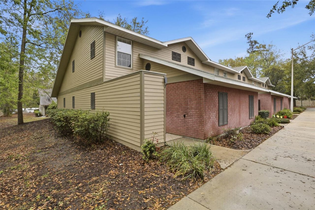 1215 NW 55 Street, Unit 7, Gainesville, FL 32605 Photo