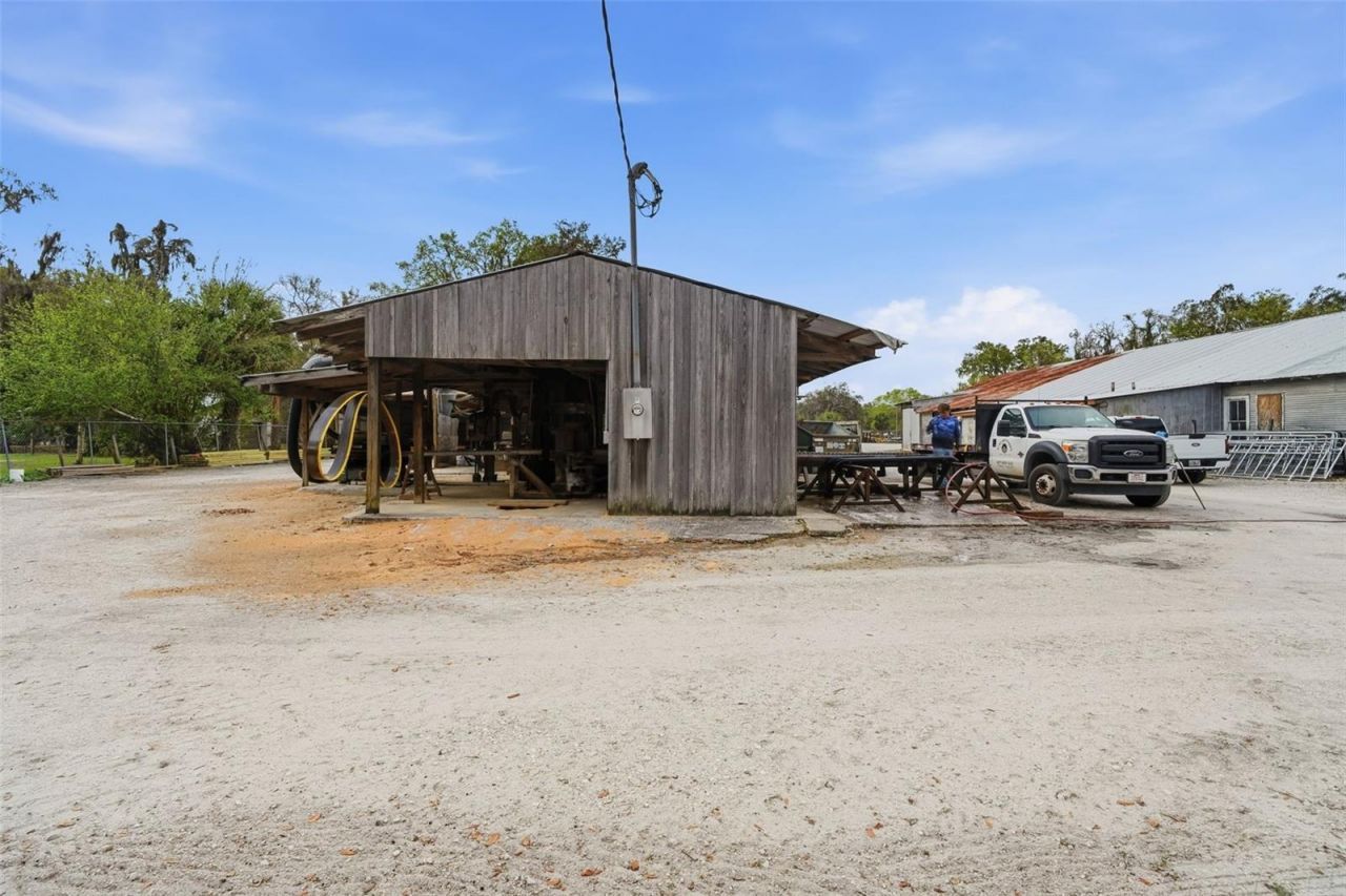 210 5th Street , Apopka, FL 32703 Photo