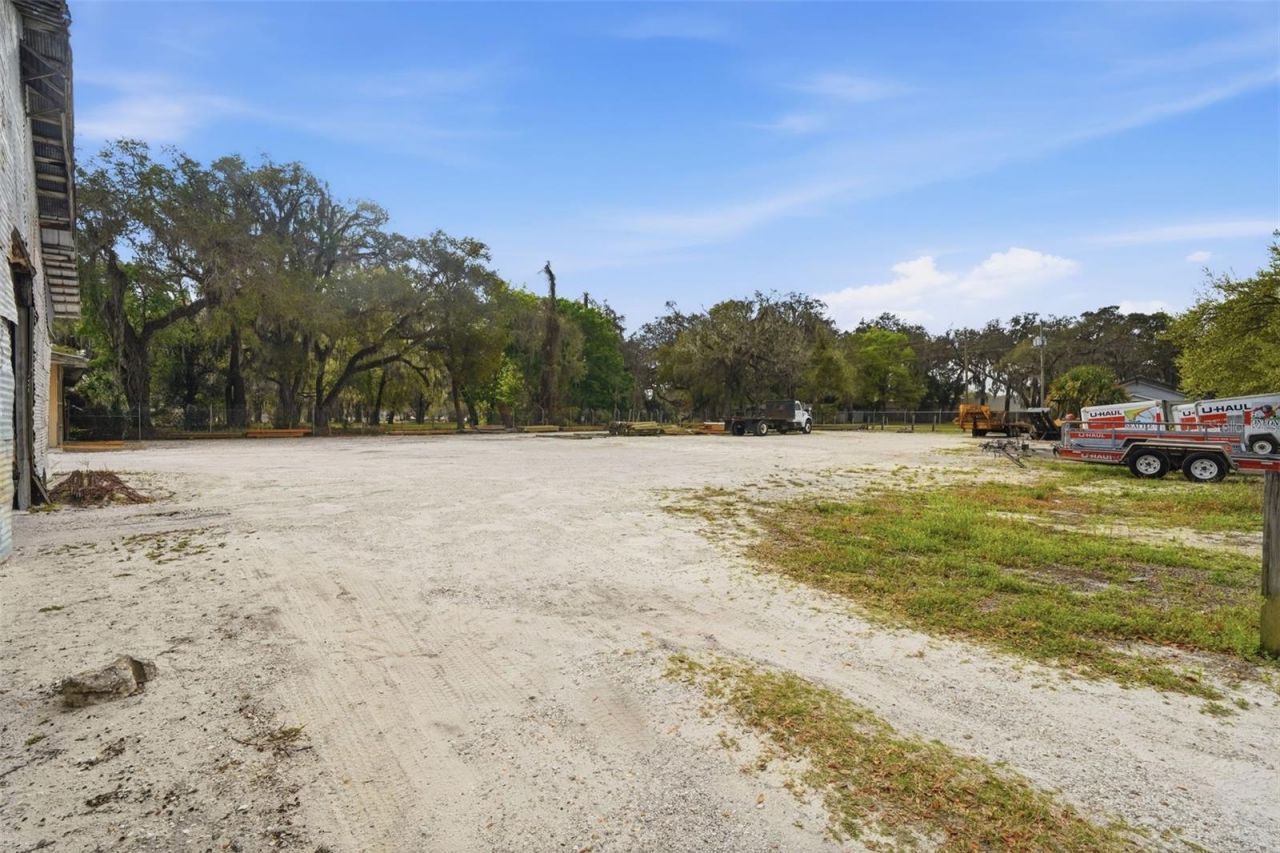 210 5th Street , Apopka, FL 32703 Photo