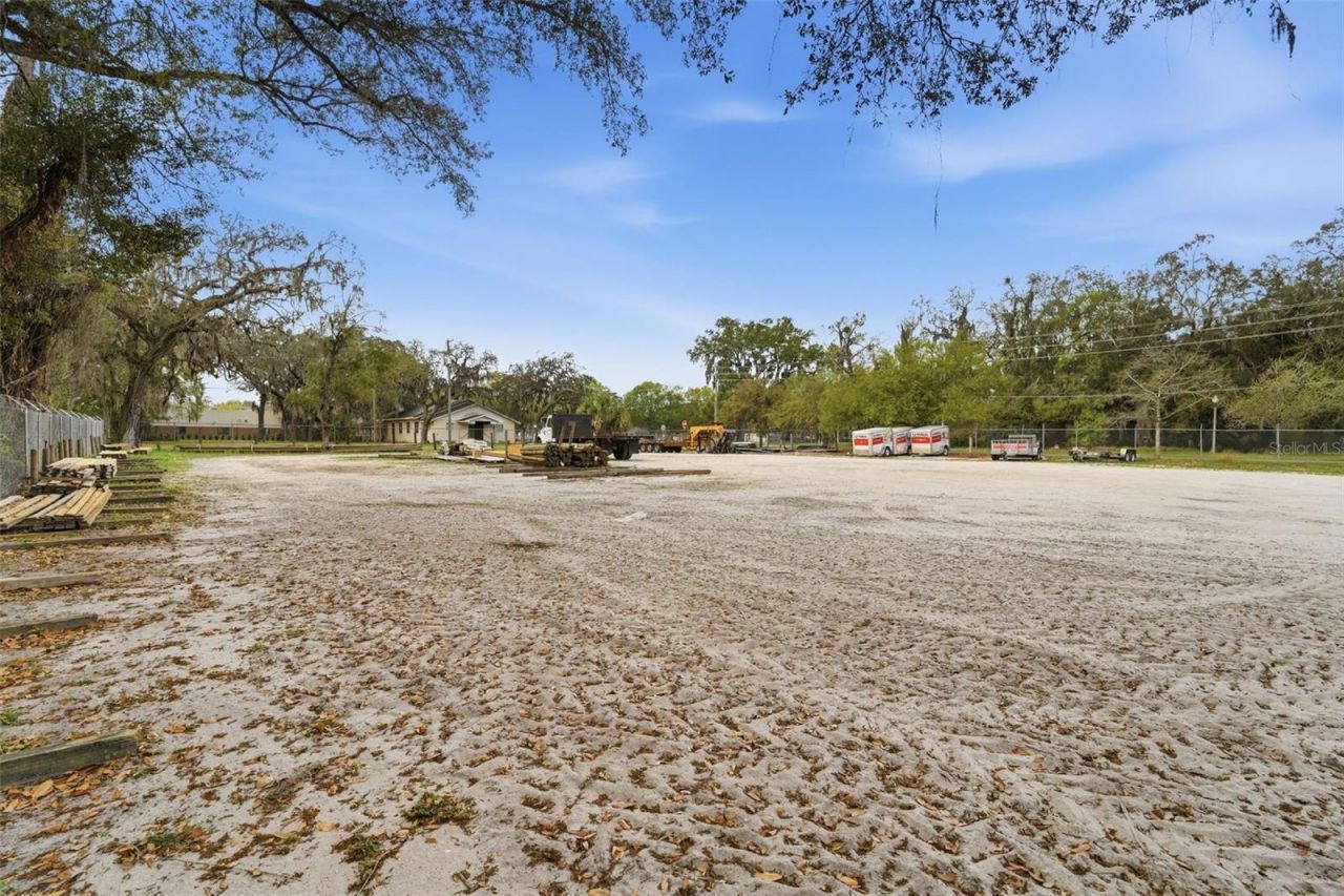 210 5th Street , Apopka, FL 32703 Photo