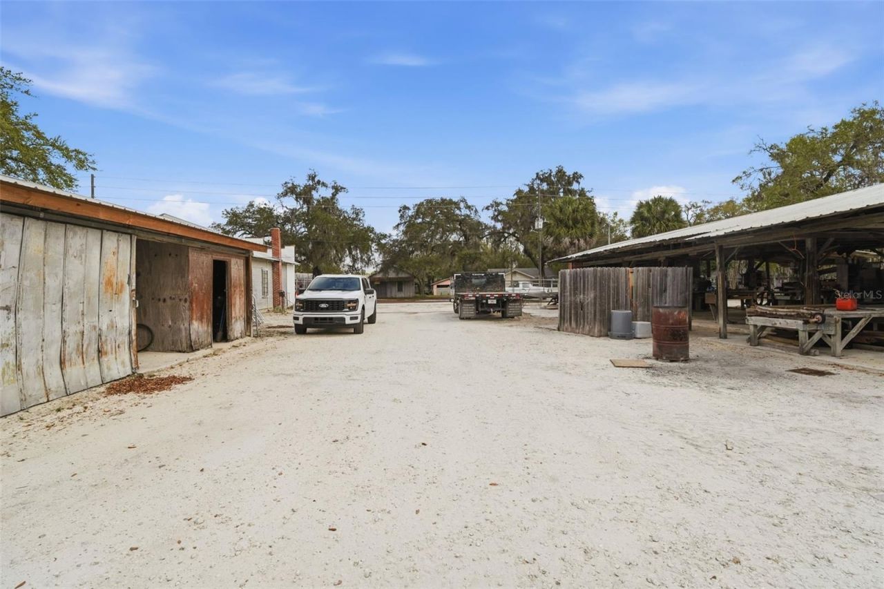 210 5th Street , Apopka, FL 32703 Photo