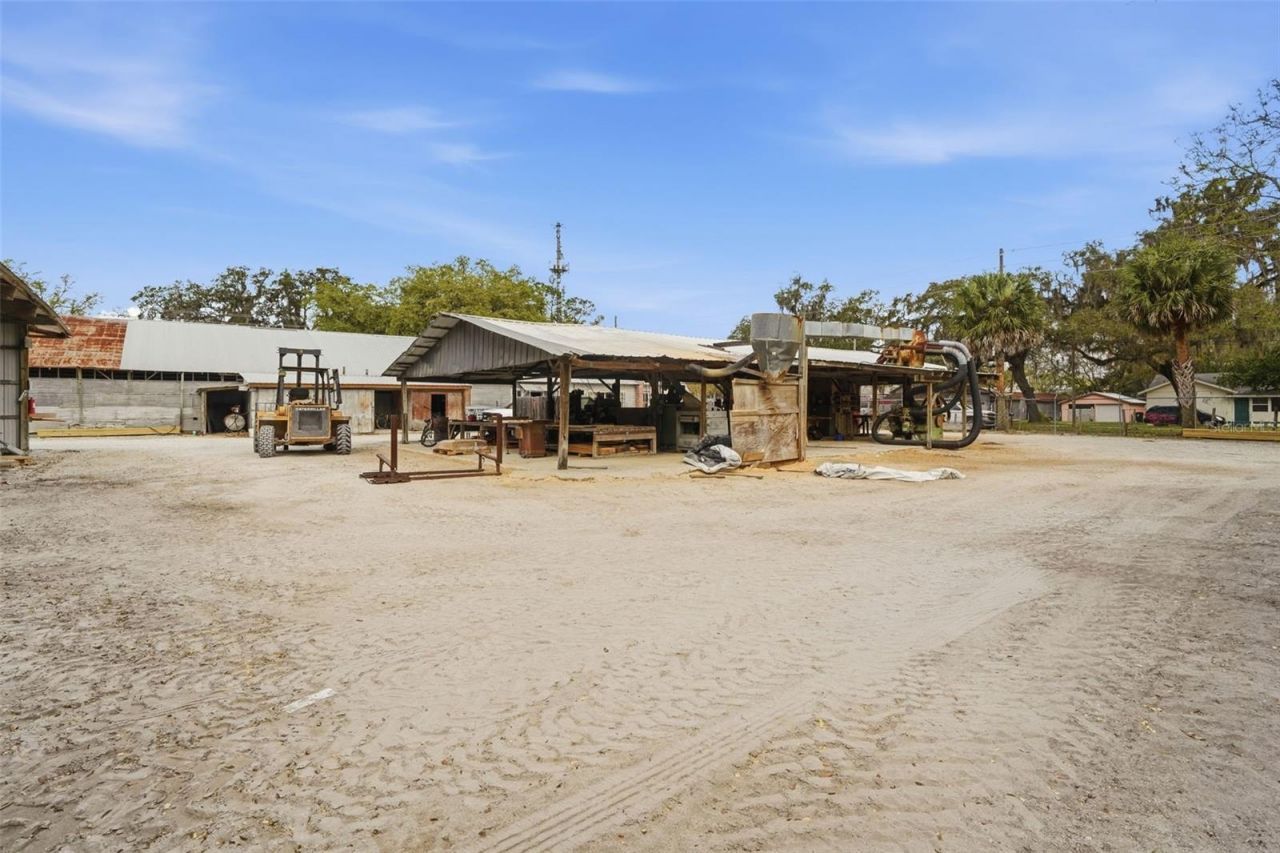 210 5th Street , Apopka, FL 32703 Photo